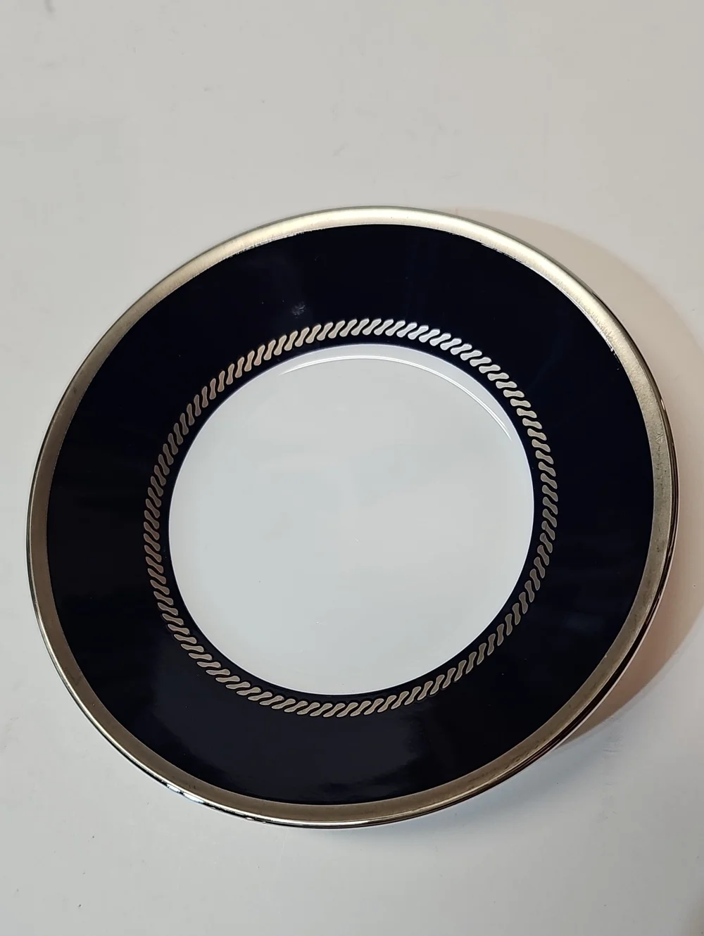 NWT Wedgwood Vera Wang With Love Nouveau Indigo Navy + Silver Tea Saucers - S/2
